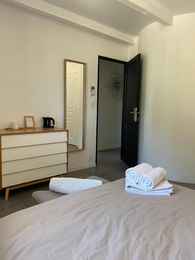 Bed and Breakfast Mas Lafleur Шаторенар Экстерьер фото