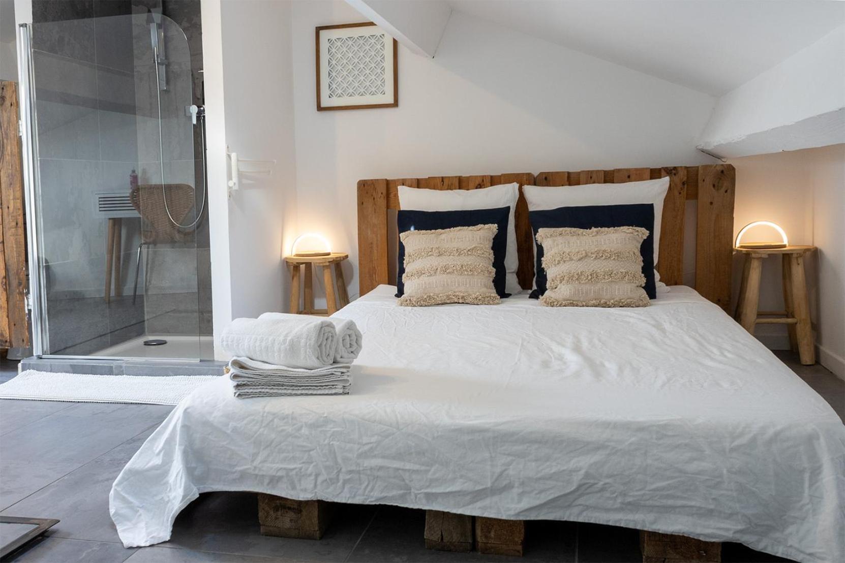 Bed and Breakfast Mas Lafleur Шаторенар Экстерьер фото