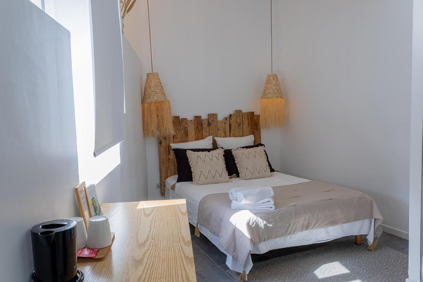 Bed and Breakfast Mas Lafleur Шаторенар Экстерьер фото